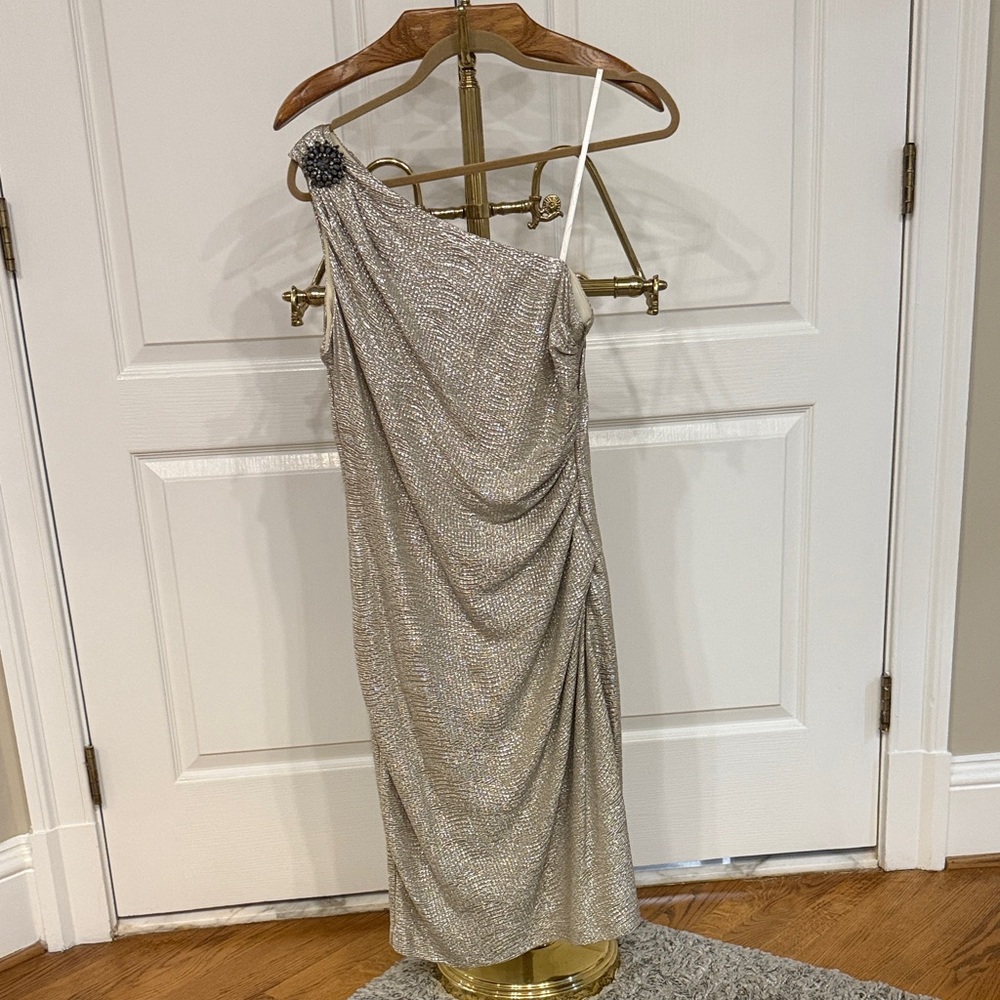 Maggy London Gold One Shoulder Ruched Cocktail Dress